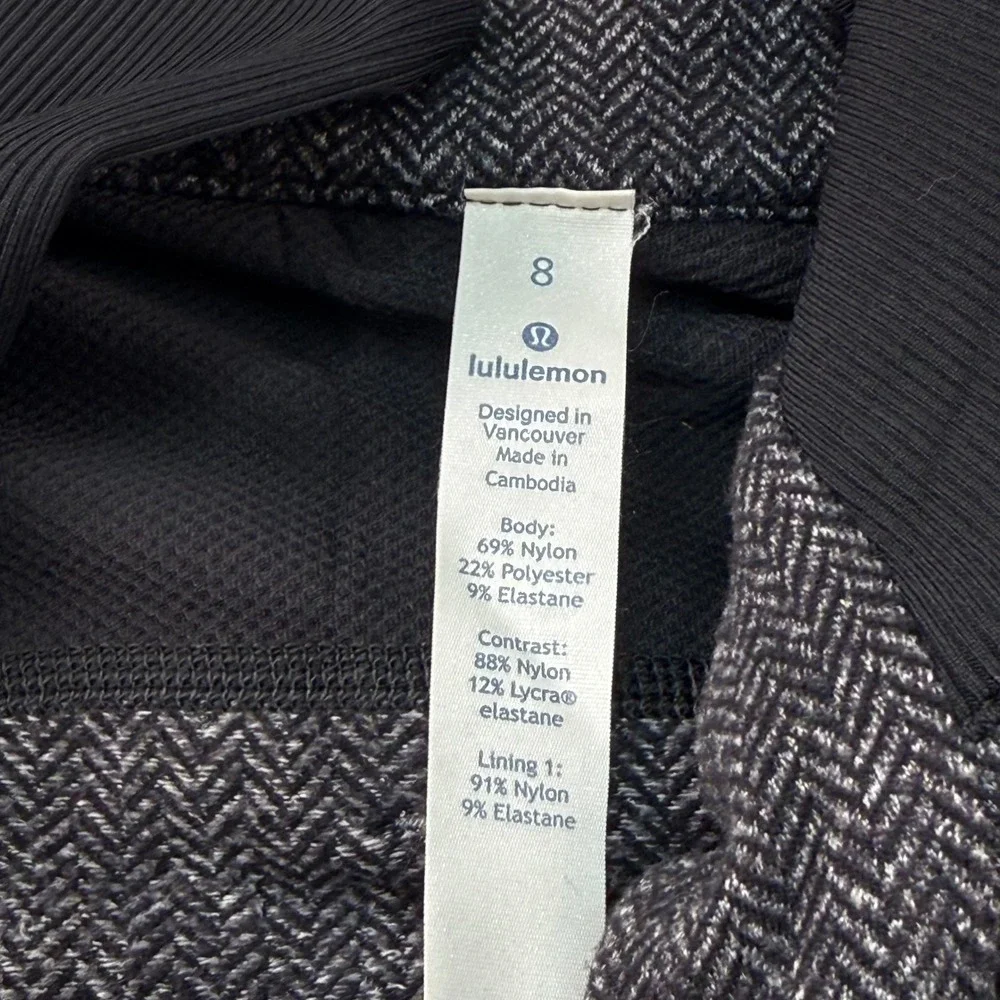 Lululemon‎ Herringbone Funnel Neck Pullover Base Layer Thumbholes Gray Size 8